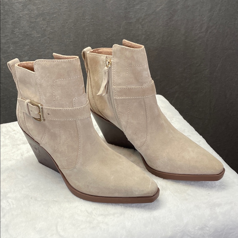 ANTONIO MELANI Western Beige Ankle Boots with Wedge Heel